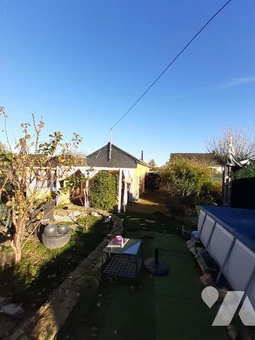 Maison à vendre - 66 m² - Terrain constructible - SAINT-THURIAU (56300)
Proche Pontivy - Quart...