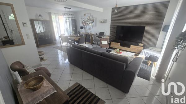 Maison à vendre 5 pièces 87 m² Viry-Châtillon