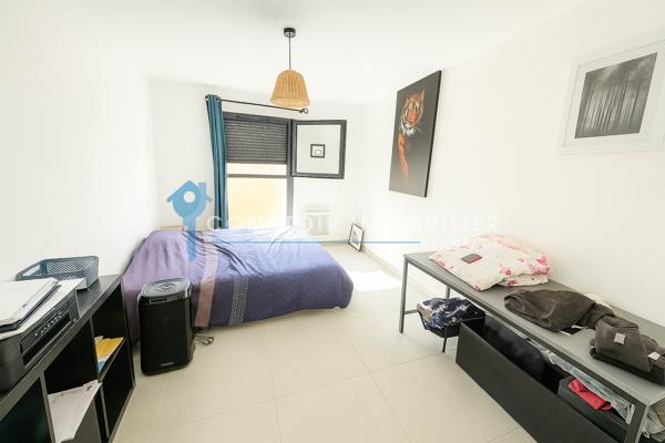 Maison
                                                                                                                                                                                                                                                                                                                        4 pièce(s)                                                                                                                                                                                                          3 chambre(s)                                                                                                                                                                                                          80  m²