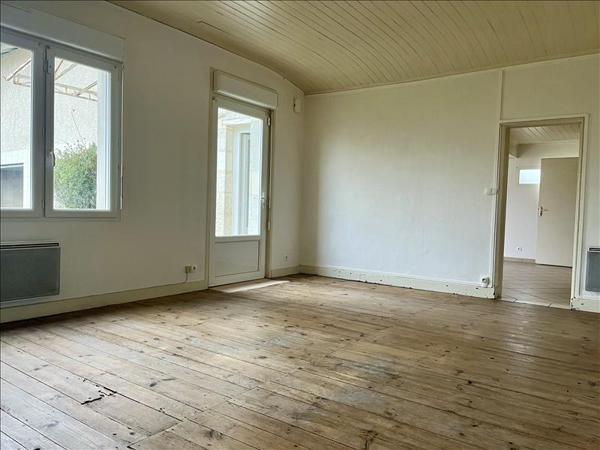 Maison à louer 654 € CC ST AIGULIN 4 p 102 m² DPE D