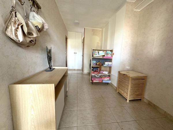 A VENDRE SUR LAPALUD (84) - MAS PROVENCAL  DE 201 m² env. HABITABLES SUR 2000 m²  DE TERRAIN CONSTRUCTIBLE