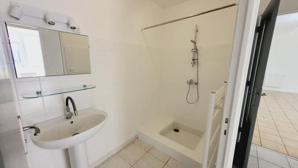 APPARTEMENT SPACIEUX 2 CHAMBRES CENTRE VILLE CARCASONNE