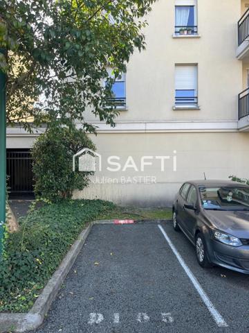 Bordeaux Chartrons - allée Haussmann - T2 de 43m2, balcon 8m2, ascenseur, stationnement, piscine