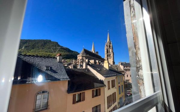 Appartement à vendre    6 pièces • 78 m2 Mende