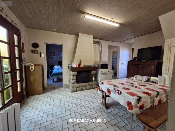 Maison à vendre à Mortain-Bocage dans la Manche (50140), ref : 8370