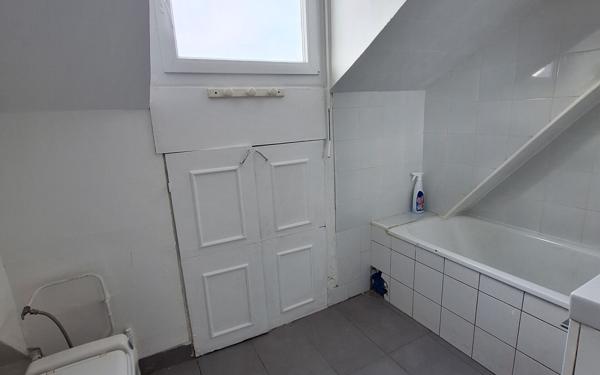 Appartement à louer    2 pièces • 29,16 m2 Saint-Denis