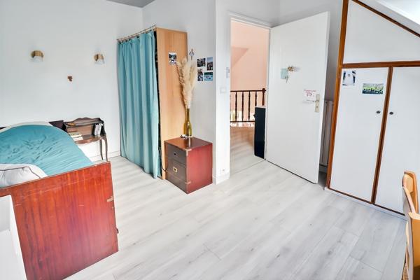 Le Relecq-Kerhuon (29480) Maison familiale rénovée avec vue dégagée et aperçu mer – 185 m² utiles – Le Relecq-Kerhuon