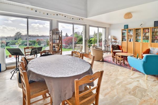 Le Relecq-Kerhuon (29480) Maison familiale rénovée avec vue dégagée et aperçu mer – 185 m² utiles – Le Relecq-Kerhuon