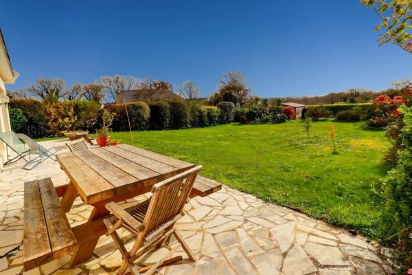 Le Relecq-Kerhuon (29480) Maison familiale rénovée avec vue dégagée et aperçu mer – 185 m² utiles – Le Relecq-Kerhuon