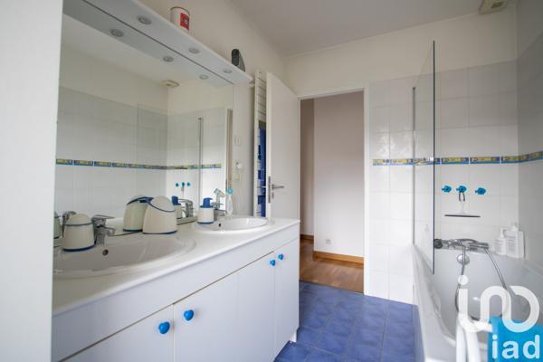 Maison à vendre 6 pièces 141 m² Jouy-en-Josas