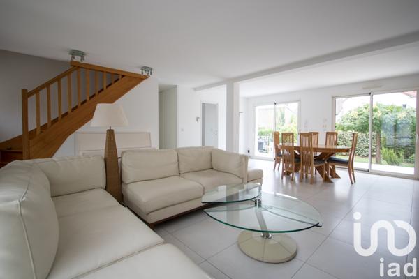 Maison à vendre 6 pièces 141 m² Jouy-en-Josas