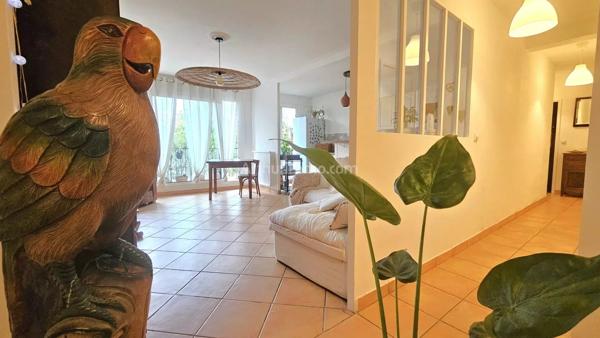 Vente                                                      Appartement
                        
                     5 pièces                      91 m2                     à Viry-Châtillon