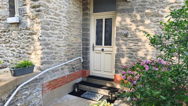 Maison  Bourgeoise à vendre 8 pièces de 170 m² à LAVAL (53) RIVE GAUCHE