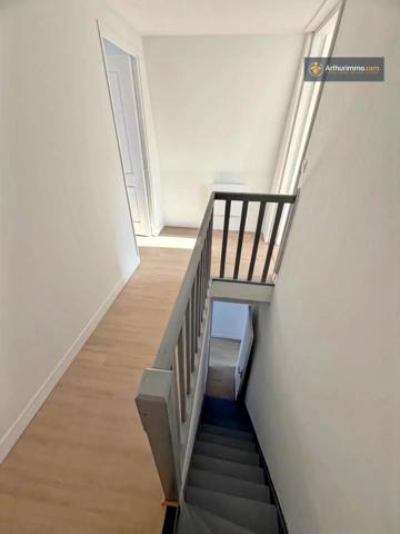 Vente                                                      Maison
                        
                     5 pièces                      92 m2                     à Wasquehal