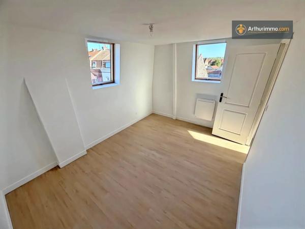 Vente                                                      Maison
                        
                     5 pièces                      92 m2                     à Wasquehal