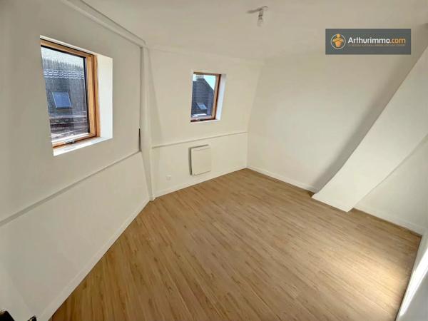 Vente                                                      Maison
                        
                     5 pièces                      92 m2                     à Wasquehal