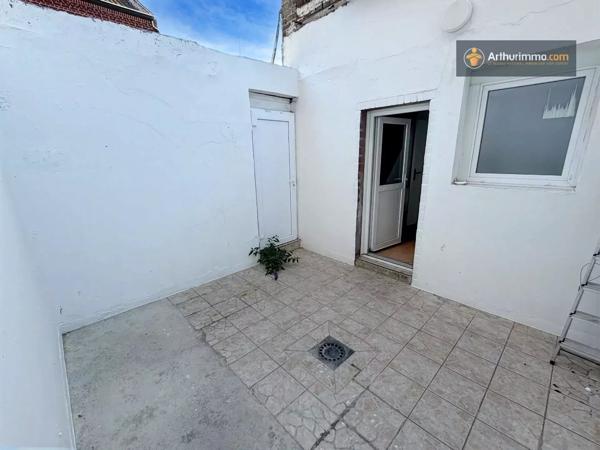 Vente                                                      Maison
                        
                     5 pièces                      92 m2                     à Wasquehal