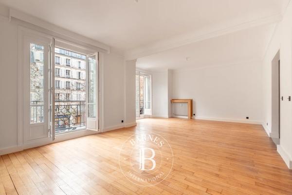 Paris 7ème, Appartement 3 Chambres -  116 m² à vendre