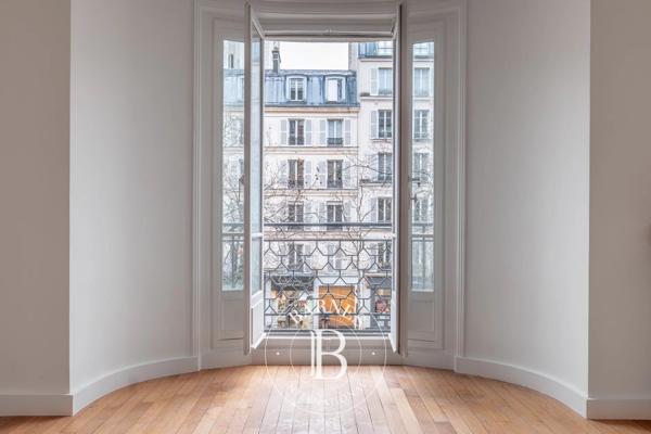 Paris 7ème, Appartement 3 Chambres -  116 m² à vendre