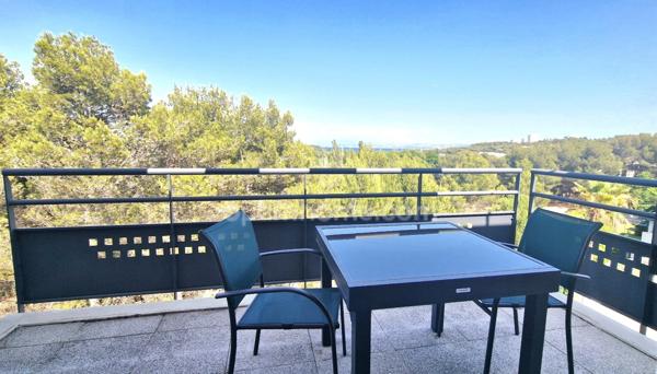 Magnifique T3 Terrasse Garage Parking privé piscine!