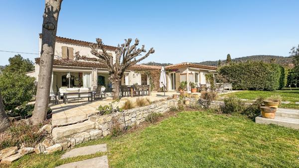 Belle et grande maison familiale au calme absolu