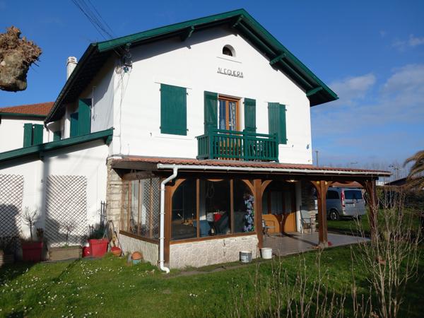 Mouguerre (64990) Mouguerre T3 évolutif en T4 avec terrasse , jardin et parkings