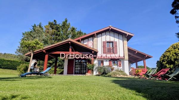 Maison à vendre 4 pièces de 181 m²