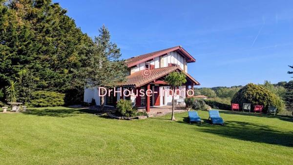 Maison à vendre 4 pièces de 181 m²