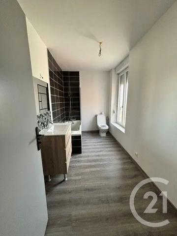 Maison à vendre  5 pièces - 93,58 m 2   ST QUENTIN  - 02