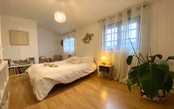 Maison à vendre    5 pièces •  Aubergenville