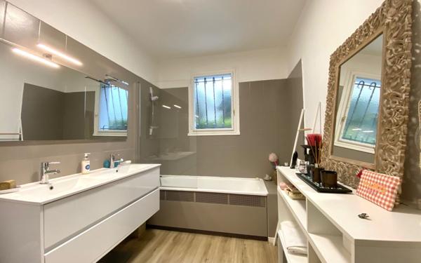 Maison à vendre    5 pièces •  Aubergenville