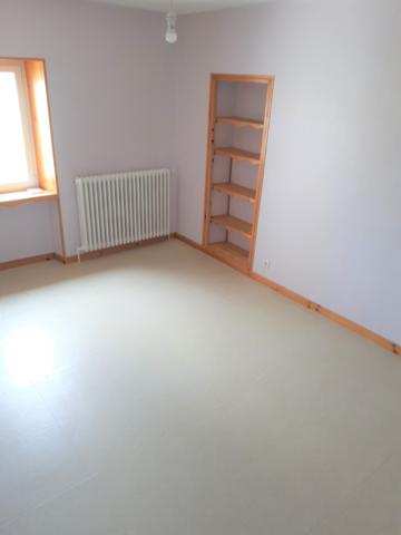 Maison Saint Etienne De Fontbellon 2 pièce(s) 60 m2