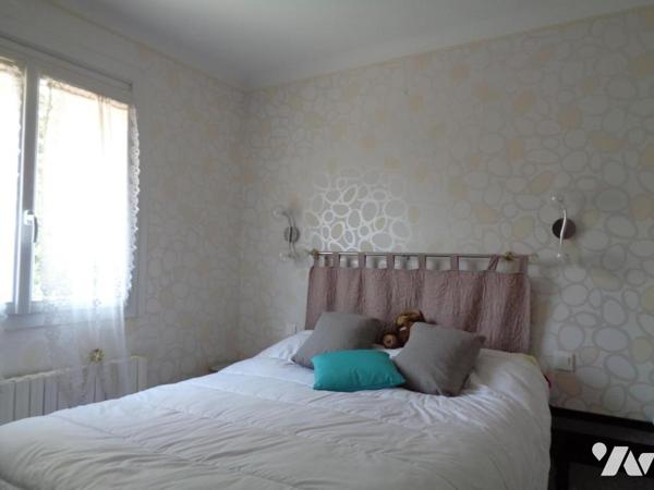 Maison sur sous-sol de 103 m² hab sur terr de 997 m², 3 chbres, dans hameau calme 