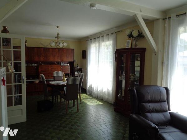 Maison sur sous-sol de 103 m² hab sur terr de 997 m², 3 chbres, dans hameau calme 