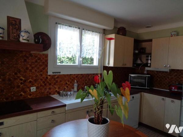 Maison sur sous-sol de 103 m² hab sur terr de 997 m², 3 chbres, dans hameau calme 