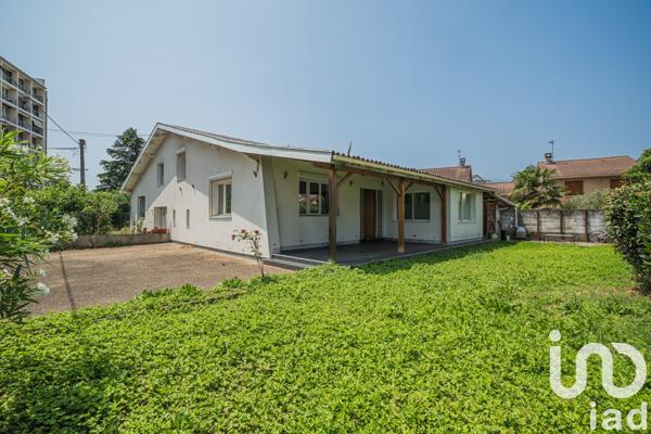 Maison à vendre 7 pièces 114 m² Saint-Martin-d'Hères