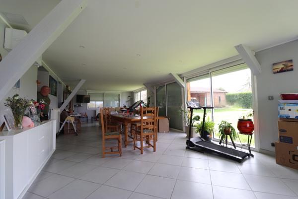 Maison Toury Lurcy 6 pièce(s) 159 m2