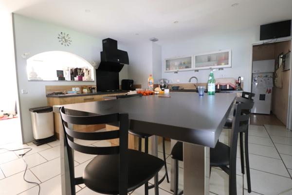 Maison Toury Lurcy 6 pièce(s) 159 m2