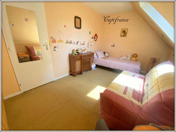 Dpt (93), à vendre maison P5 de 105 m² - Terrain de 395,00 m²