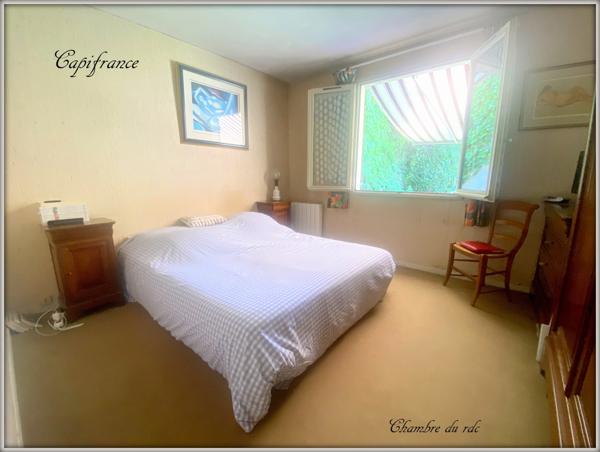 Dpt (93), à vendre maison P5 de 105 m² - Terrain de 395,00 m²