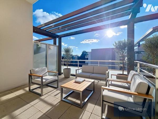 AFERNEY-VOLTAIRE – T4 AVEC TERRASSE & 2 GARAGES – PROCHE DOUANES et COMMODITÉS