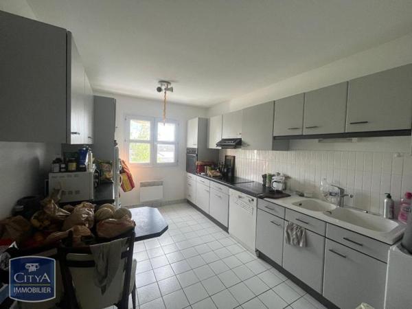 Appartement à louer 3 pièces 81.21m²