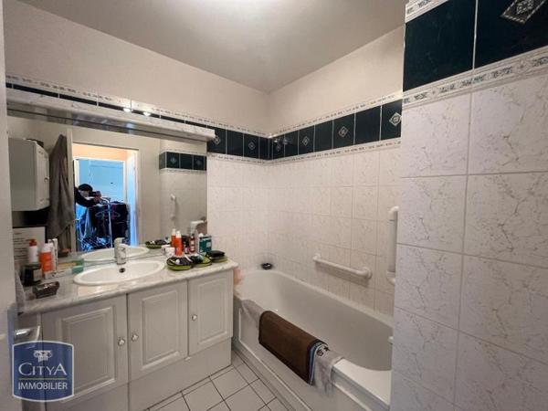 Appartement à louer 3 pièces 81.21m²