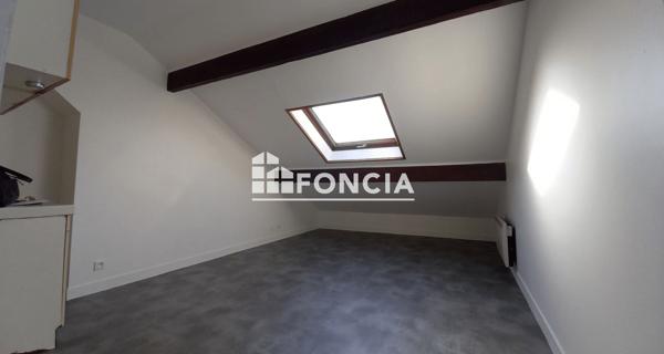 Location Studio 22.2 m² - Brétigny-sur-orge 91220