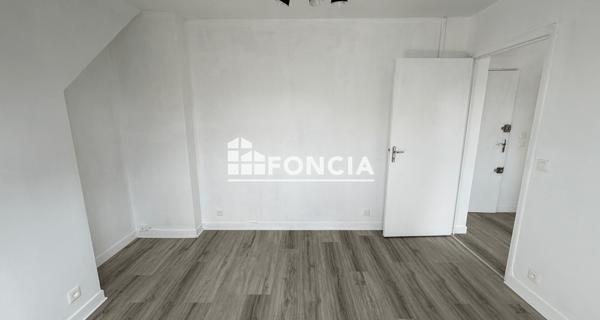 Location Studio 22.2 m² - Brétigny-sur-orge 91220