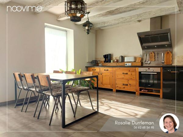 Maison de caractère au coeur du bourg et son jardin secret