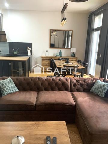 Appartement livré de 2022 au sein d'un bâtiment historique.