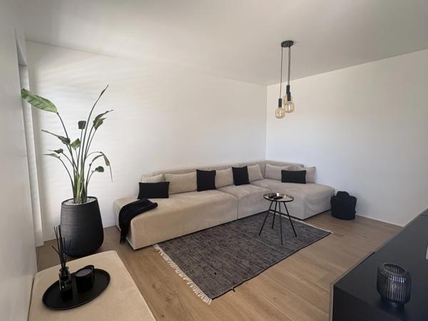 Maison moderne et contemporaine - MONT SAINT MARTIN (54)