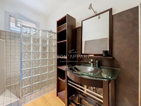 Appartement 3 pièce(s) 2 chambre(s) 79.13 m²