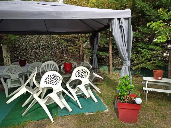 Maison
         11 pièces
        - 420 m² Bien prestige 889 000 € *